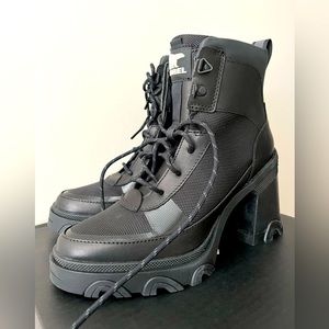 BNIB Sorel woman’s boots